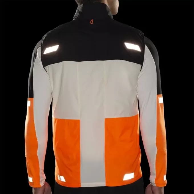Brooks Run Visible Insulated Vest 2.0 Brooks Run Visible Insulated Vest 2.0